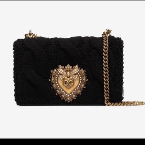 Dolce & GABBANA
Knit-Effect Devotion Shoulder Bag